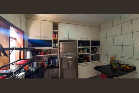 Casa à venda com 350m², 3 quartos e 2 vagas