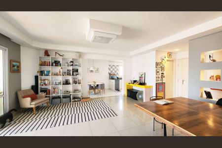 Apartamento à venda com 179m², 3 quartos e 3 vagas
