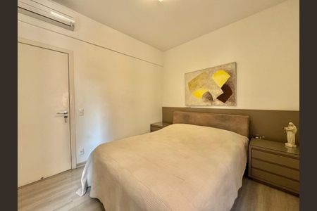 Apartamento à venda com 148m², 4 quartos e 2 vagasQuarto 