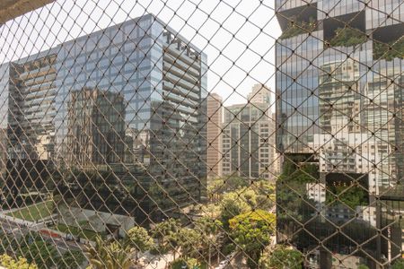 Apartamento para alugar com 139m², 2 quartos e 2 vagasSala