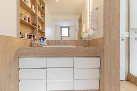 Apartamento para alugar com 139m², 2 quartos e 2 vagasBanheiro da Suíte 1