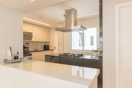 Apartamento para alugar com 139m², 2 quartos e 2 vagasCozinha