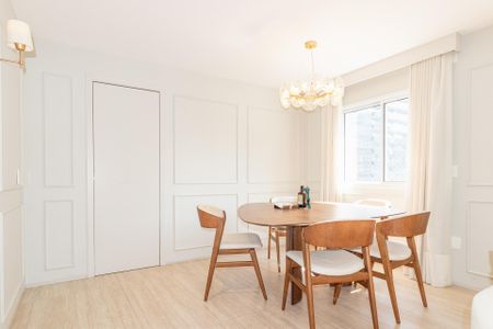 Sala de apartamento à venda com 2 quartos, 139m² em Chácara Itaim, São Paulo