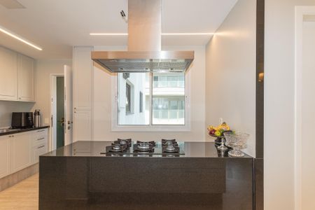 Apartamento para alugar com 139m², 2 quartos e 2 vagasCozinha