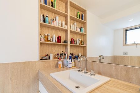 Apartamento para alugar com 139m², 2 quartos e 2 vagasBanheiro da Suíte 1