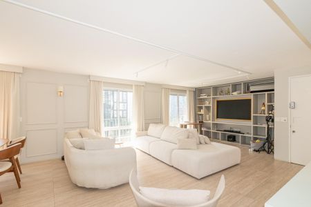 Apartamento para alugar com 139m², 2 quartos e 2 vagasSala