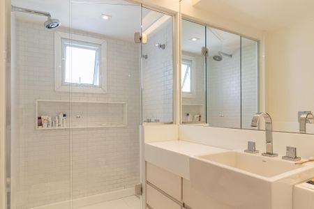 Apartamento para alugar com 139m², 2 quartos e 2 vagasBanheiro da Suíte 2