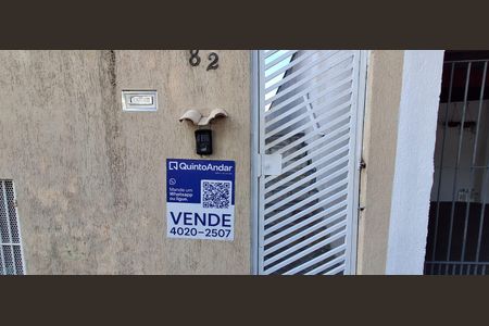 Casa à venda com 69m², 2 quartos e 1 vagaPlaquinha 