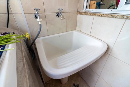 Apartamento à venda com 70m², 2 quartos e 1 vagaÁrea de Serviço