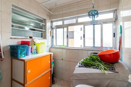 Apartamento à venda com 70m², 2 quartos e 1 vagaÁrea de Serviço