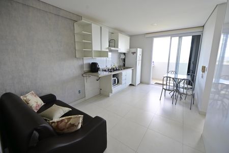 Sala/Cozinha de apartamento para alugar com 1 quarto, 40m² em Setor Central, Goiânia