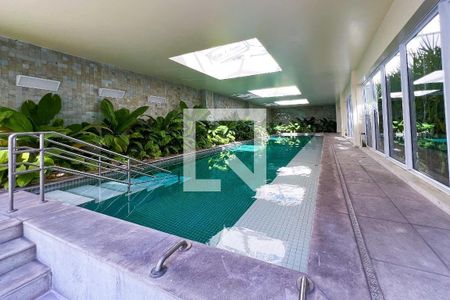 Apartamento à venda com 76m², 2 quartos e 2 vagasÁrea comum - Piscina