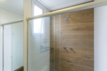 Apartamento à venda com 76m², 2 quartos e 2 vagasBanheiro da Suíte 1