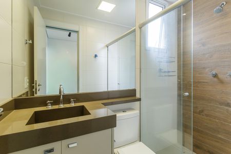 Apartamento à venda com 76m², 2 quartos e 2 vagasBanheiro da Suíte 1