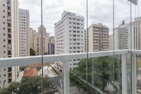 Vista Sala de apartamento à venda com 2 quartos, 76m² em Indianópolis, São Paulo