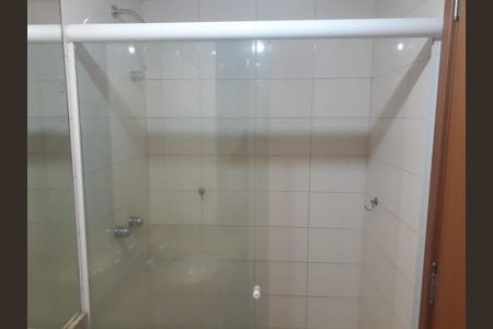 Apartamento à venda com 84m², 2 quartos e 1 vaga Apartamento à venda com 84m², 2 quartos e 1 vagaBanheiro Social 1
