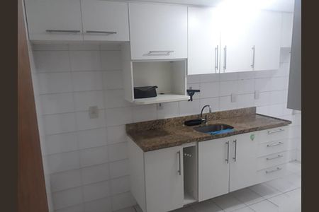 Apartamento à venda com 84m², 2 quartos e 1 vaga Apartamento à venda com 84m², 2 quartos e 1 vagaCozinha
