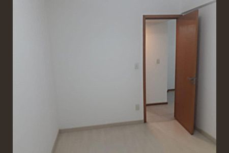 Apartamento à venda com 84m², 2 quartos e 1 vaga Apartamento à venda com 84m², 2 quartos e 1 vagaQuarto