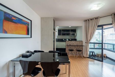 Apartamento à venda com 70m², 1 quarto e 3 vagas Apartamento à venda com 70m², 1 quarto e 3 vagasFoto 02