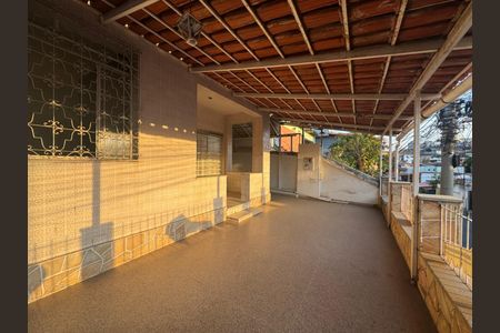 Casa à venda com 210m², 3 quartos e 1 vagaÁrea Externa