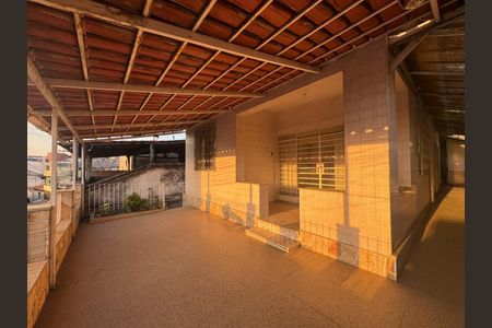 Casa à venda com 210m², 3 quartos e 1 vagaÁrea Externa