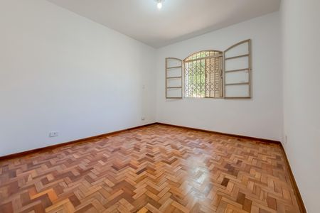 Casa à venda com 183m², 3 quartos e 2 vagas Casa à venda com 183m², 3 quartos e 2 vagasSuíte