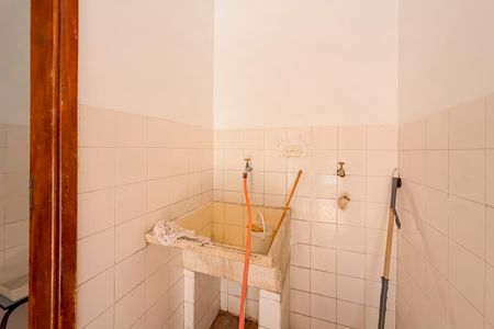 Casa à venda com 183m², 3 quartos e 2 vagas Casa à venda com 183m², 3 quartos e 2 vagasÁrea de Serviço