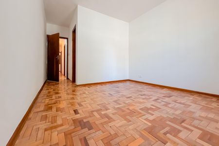 Casa à venda com 183m², 3 quartos e 2 vagas Casa à venda com 183m², 3 quartos e 2 vagasSuíte