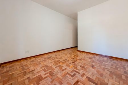 Casa à venda com 183m², 3 quartos e 2 vagas Casa à venda com 183m², 3 quartos e 2 vagasSuíte