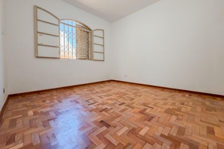 Casa à venda com 183m², 3 quartos e 2 vagas Casa à venda com 183m², 3 quartos e 2 vagasSuíte