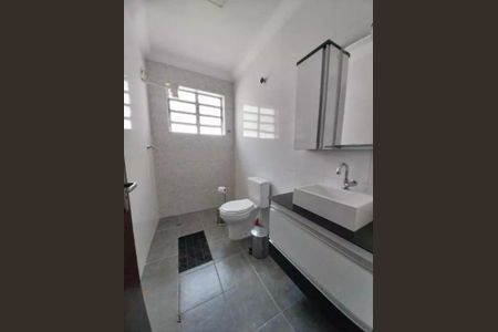 Casa à venda com 2 quartos, 117m² em Santa Terezinha, Santo André