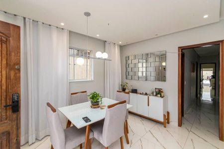 Sala de casa à venda com 5 quartos, 400m² em Vila da Penha, Rio de Janeiro