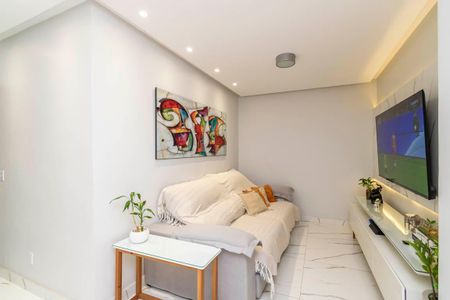 Casa à venda com 400m², 5 quartos e 2 vagas Casa à venda com 400m², 5 quartos e 2 vagasSala