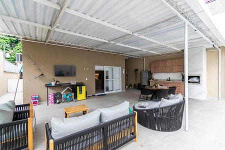 Casa à venda com 400m², 5 quartos e 2 vagas Casa à venda com 400m², 5 quartos e 2 vagasVaranda gourmet