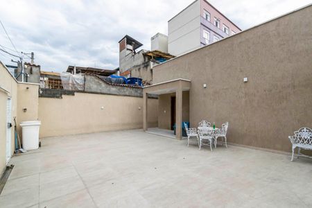 Casa à venda com 400m², 5 quartos e 2 vagas Casa à venda com 400m², 5 quartos e 2 vagasVaranda e Garagem