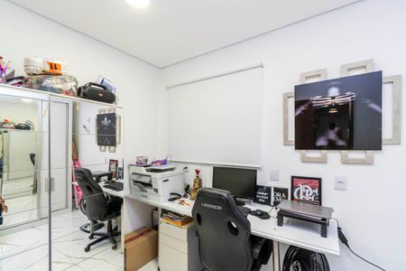 Casa à venda com 400m², 5 quartos e 2 vagas Casa à venda com 400m², 5 quartos e 2 vagasQuarto 4