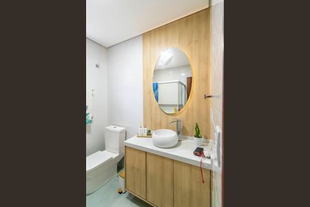 Casa à venda com 400m², 5 quartos e 2 vagas Casa à venda com 400m², 5 quartos e 2 vagasBanheiro Social