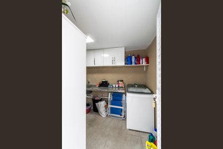 Casa à venda com 400m², 5 quartos e 2 vagas Casa à venda com 400m², 5 quartos e 2 vagasÁrea de Serviço