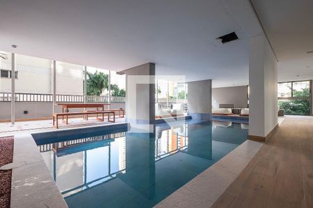 Studio à venda com 26m², 1 quarto e sem vaga Studio à venda com 26m², 1 quarto e sem vagaPiscina