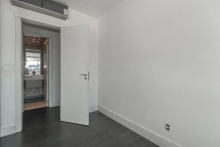 Apartamento à venda com 74m², 2 quartos e 1 vagaQuarto 
