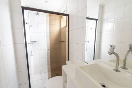 Apartamento para alugar com 78m², 3 quartos e 1 vaga Apartamento para alugar com 78m², 3 quartos e 1 vagaBanheiro da suíte