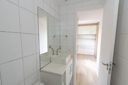 Apartamento para alugar com 78m², 3 quartos e 1 vaga Apartamento para alugar com 78m², 3 quartos e 1 vagaBanheiro da suíte