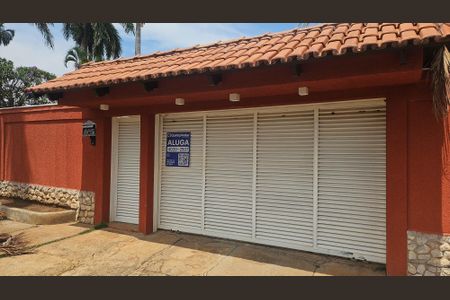 Casa de condomínio para alugar com 530m², 5 quartos e 7 vagasPlaca