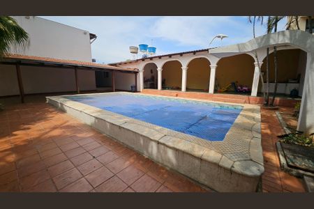 Casa de condomínio para alugar com 530m², 5 quartos e 7 vagasÁrea comum - Piscina