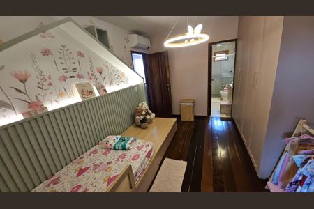 Casa de condomínio para alugar com 530m², 5 quartos e 7 vagasSuíte 1