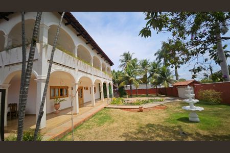 Casa de condomínio para alugar com 530m², 5 quartos e 7 vagasQuintal