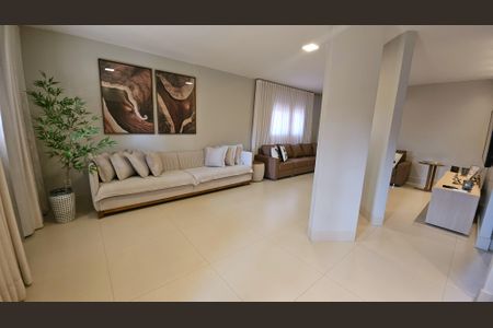 Casa de condomínio para alugar com 530m², 5 quartos e 7 vagasSala 1