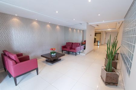 Apartamento para alugar com 56m², 2 quartos e 1 vaga Apartamento para alugar com 56m², 2 quartos e 1 vagaHall social