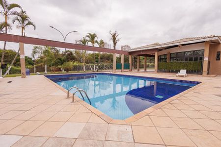 Apartamento para alugar com 71m², 3 quartos e 1 vagaÁrea comum - Piscina