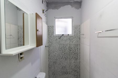 Banheiro de kitnet/studio para alugar com 1 quarto, 20m² em Santo Amaro, São Paulo